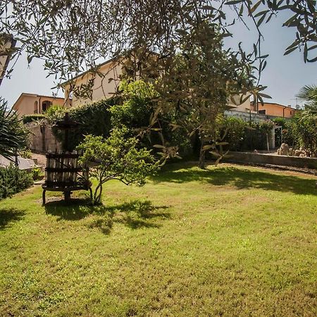 Villa Mansarda Marina Villa San Pietro Esterno foto